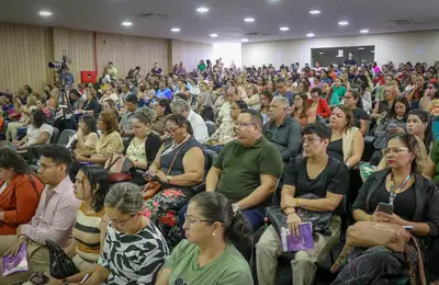 notícia: Governo do Amapá promove 'Encontro de Gestores na Volta às Aulas' com foco no planejamento e metas para 2º semestre letivo
