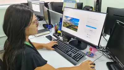 notícia: Servidores públicos do Governo do Amapá que fazem aniversário em agosto já podem realizar Atualização Cadastral 2025