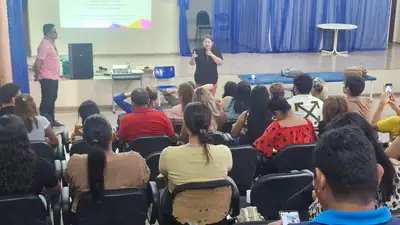 notícia: Governo do Amapá intensifica ações do projeto 'Central do Saeb' e leva formação a profissionais da educação de Santana
