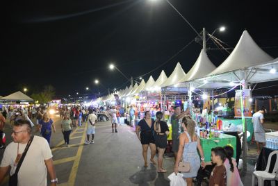 notícia: Empreendedores de alimentos e bebidas movimentam cerca de R$ 3 milhões em vendas no Réveillon do Amapá